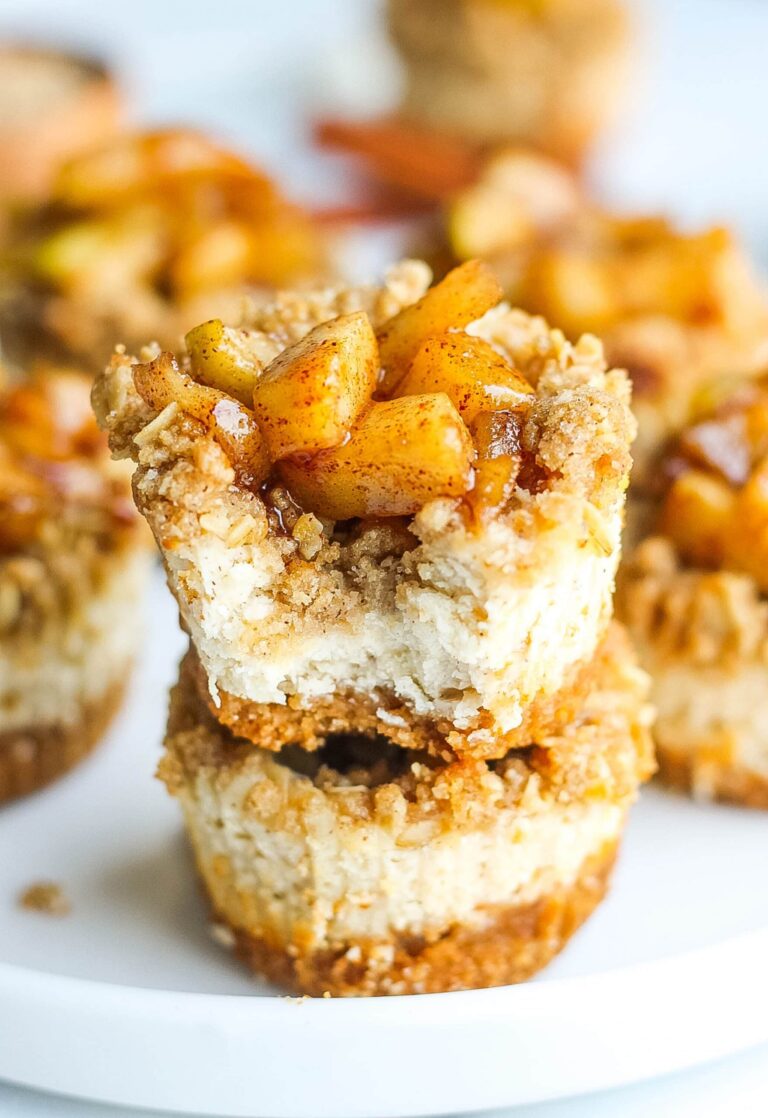 Apple Pie Mini Cheesecake Bites