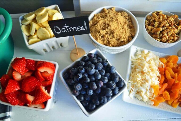Warm Oatmeal with Toppings