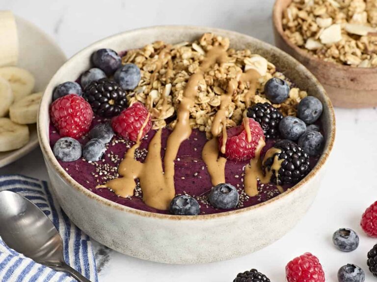 Breakfast Smoothie Bowl Recipe