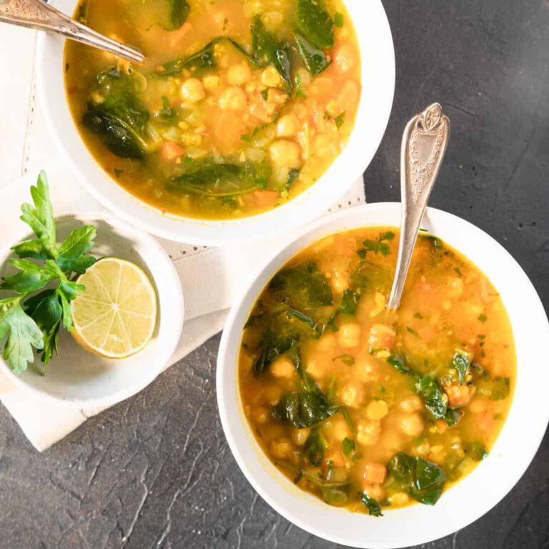 Chickpea and Spinach Soup Recipe